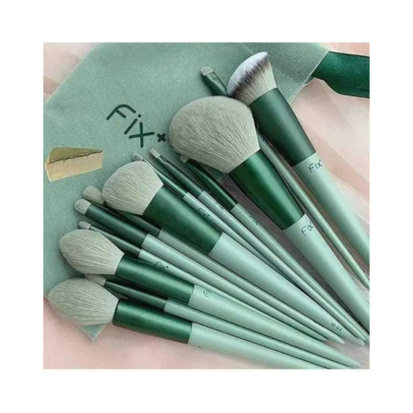 Makeup brush set